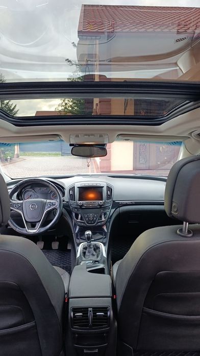 Opel Insignia 2.0 CDTI Sports Tourer, 163 к.с., 120 kW.