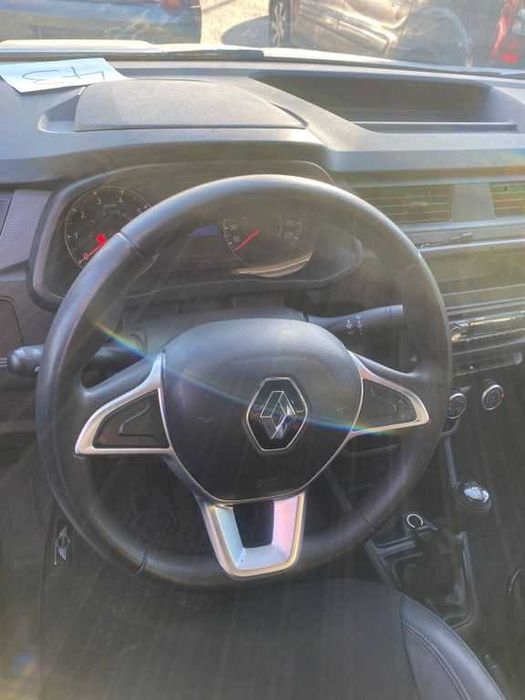 RENAULT EXPRESSO 2022 95Hp VENDO PARTES E PEÇAS