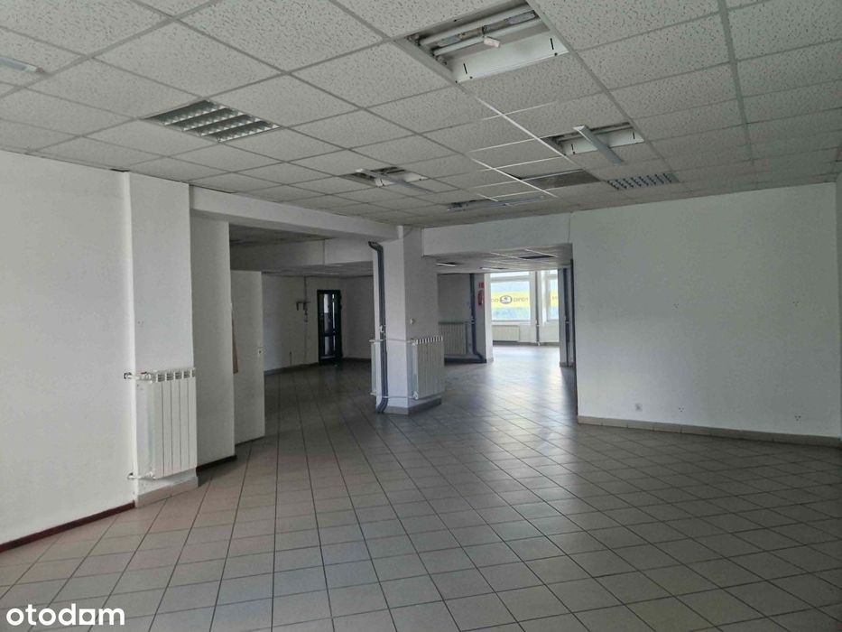 Lokal usługowo-handlowy 240 m2 centrum.