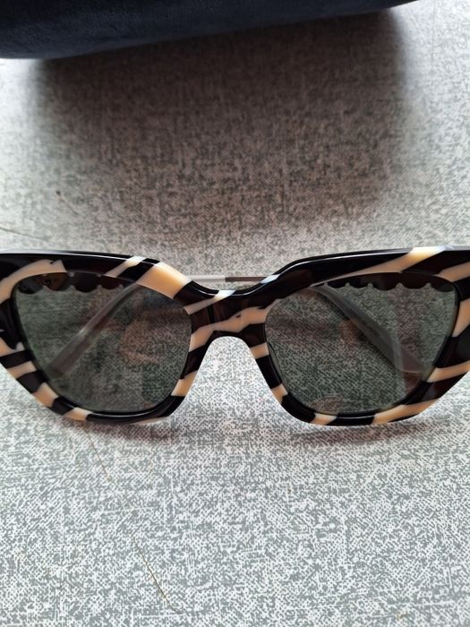 Okulary słoneczne gucci