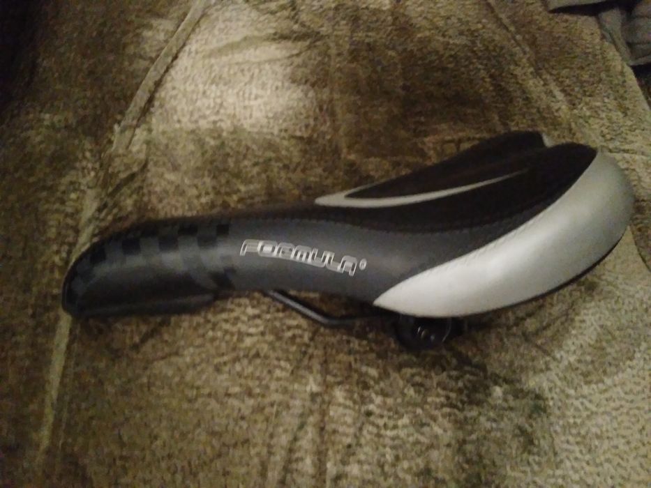 Седло велосипедное