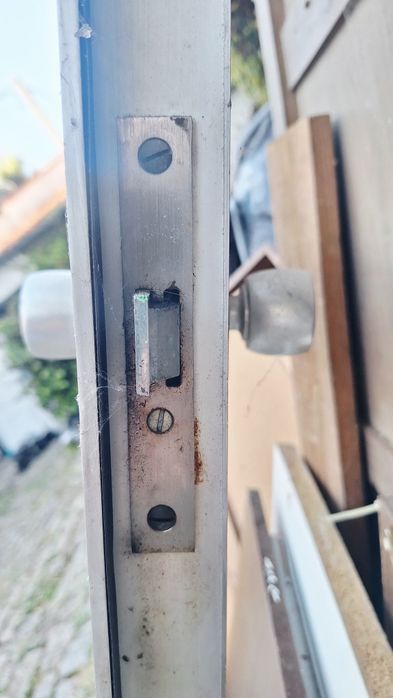 Porta de aluminio