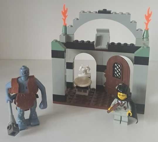 Lego Harry Potter Troll na wolności 4712