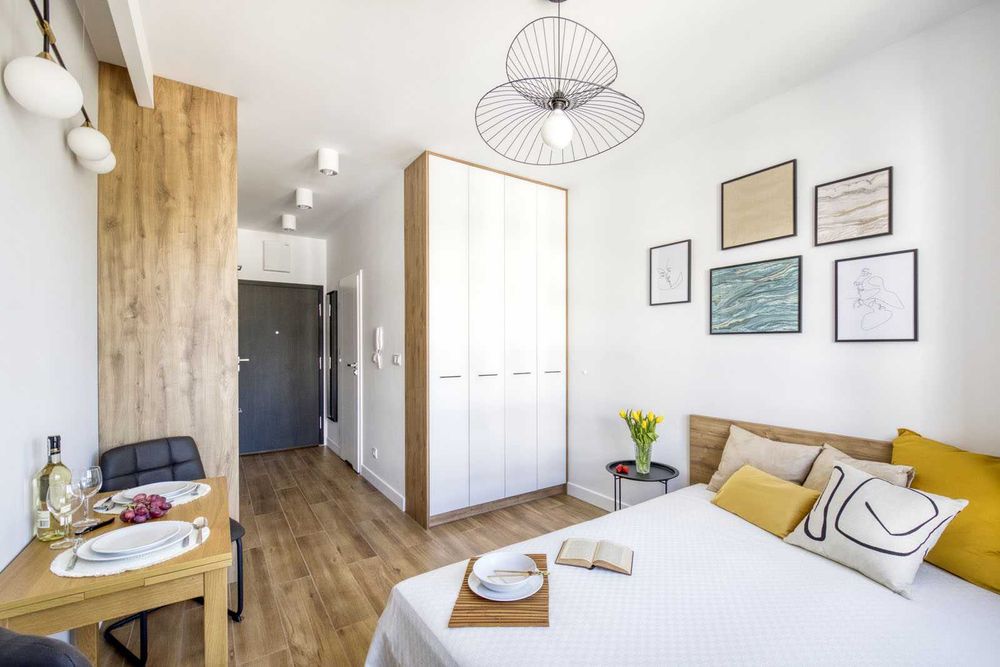 Kawalerka obok metra Słodowiec - 15 minut Metro Centrum