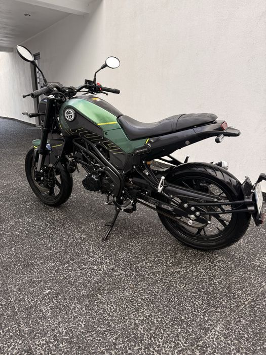 Benelli leoncino 125