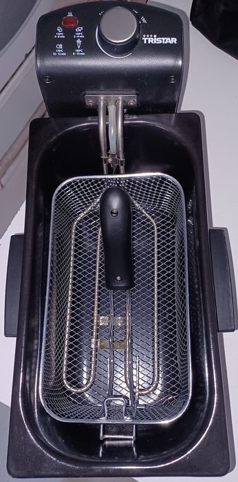 Fritadeira Tristar como nova