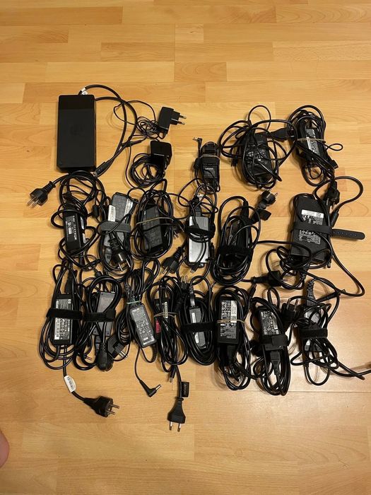 19 x zasilacz do laptopa +stacja dokująca Dell
