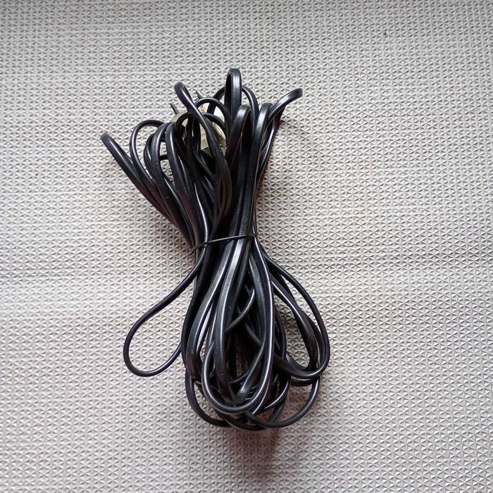 Przewód z wtyczką UNITRA 665