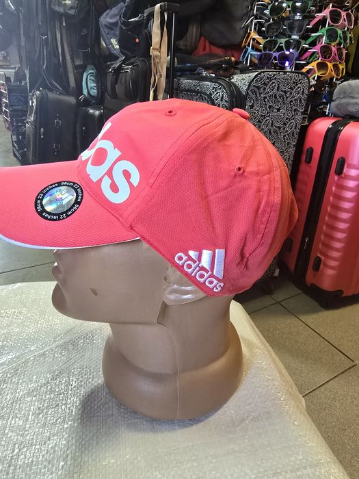 Кепка adidas SE CL Linear