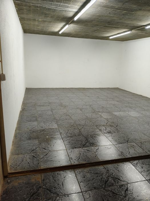 Garagem Box 28m2 Mem Martins