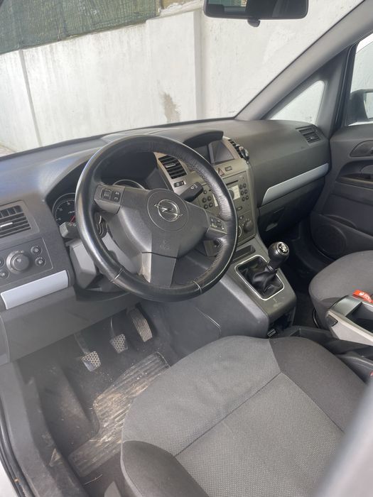 Opel Zafira B 1.9 CDTI – 7 Lugares – 2005