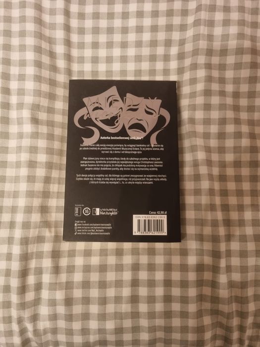 Książka. Między wierszami.