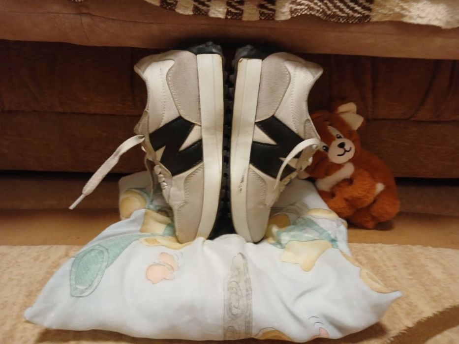 Кросівки New Balance, розмір 33
