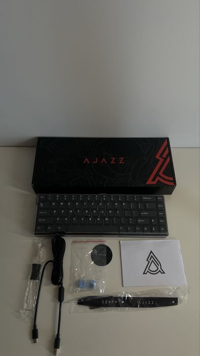Магнитная клавиатура Ajazz Ak680 v2, новая!