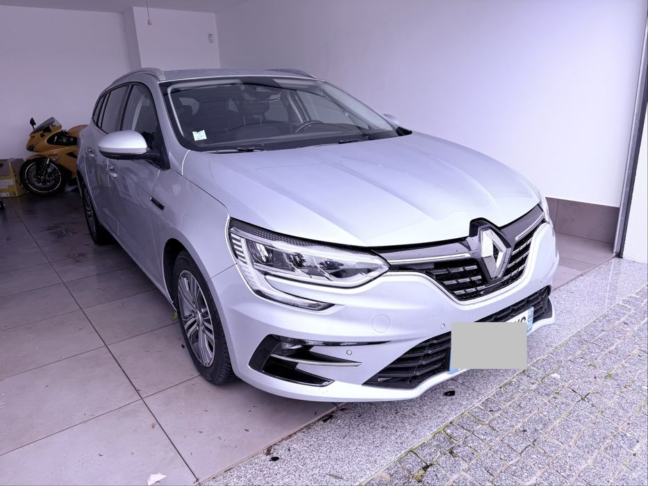 Renaut megane sport tourer 1.5 dci Ano 2021