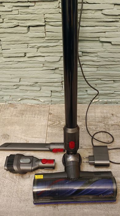 Odkurzacz pionowy Dyson V8 Advanced