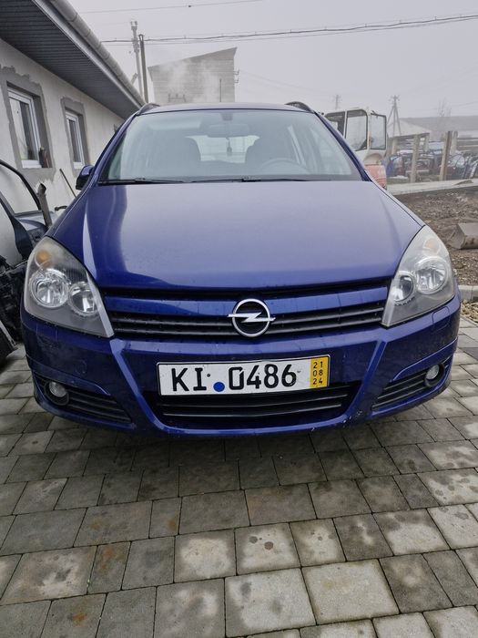 Фара ліва права фари Opel Astra H 2004-2012 чорна