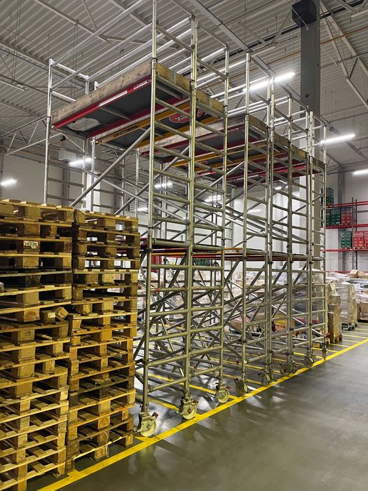 Raty  Rusztowanie Alu ALTREX szer 75/90/135cm dł. Podestu do 3 metrów