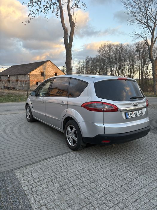 Sprowadzony Bezwyoadkowy 1wlasciciel 7 osobowy 213 tys km