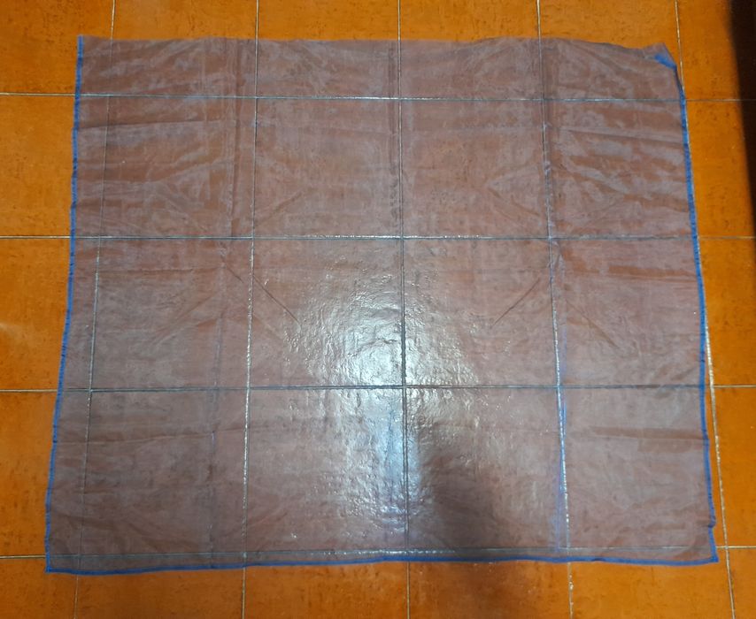 Retalho de tecido fino transparente