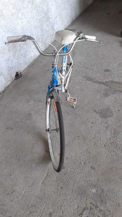 Bicicleta antiga orbita