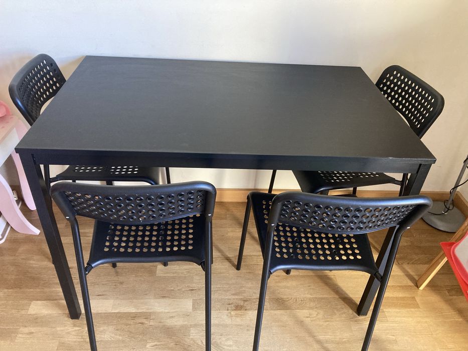 Mesa e 4 cadeiras, preto, 110x67 cm