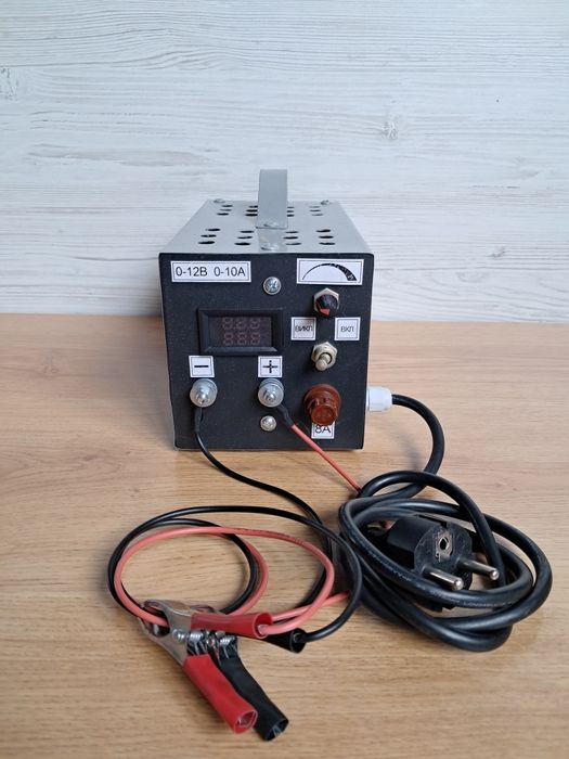 Зарядне 12в, 24в - 10А