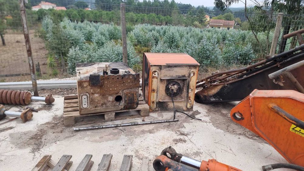 Lança/Braço Giratória Hitachi