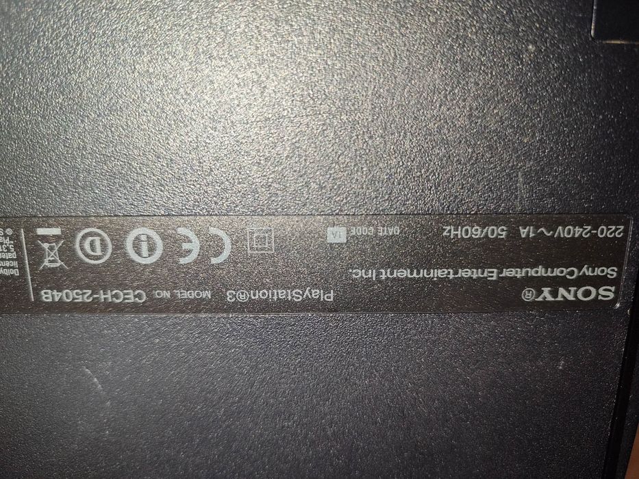 Приставка РS3     CECH-2504B