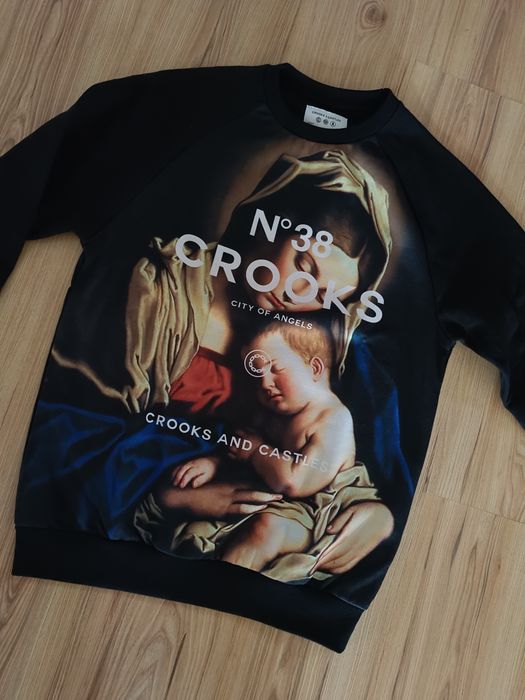 Czarna Bluza z Madonną Crooks and castle