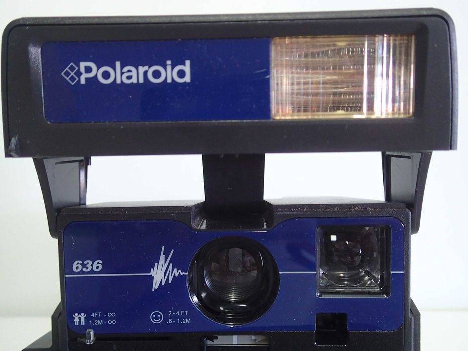Máquina Fotográfica Poloroid 636