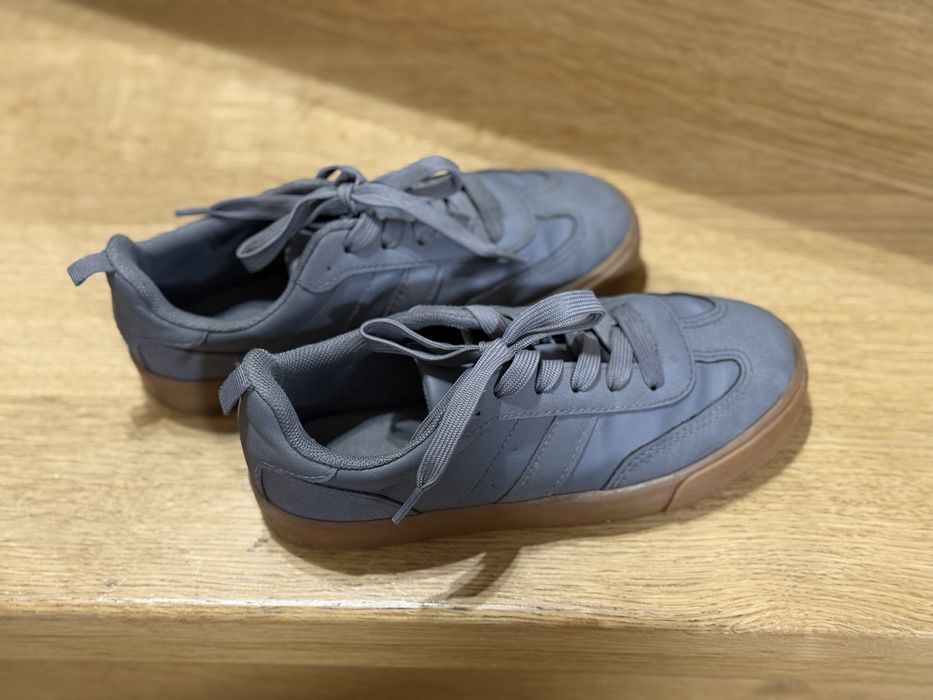 Дитячі кросівки  H&M 30р