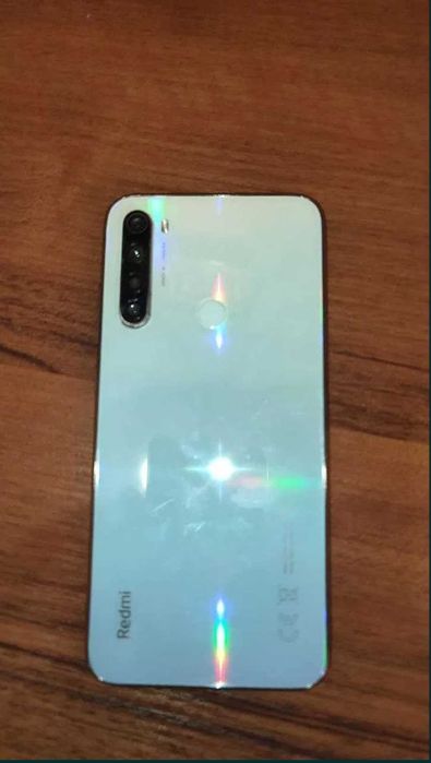 Телефон редмі нот 8