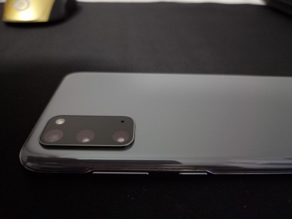 Samsung Galaxy S20 - 8GB / 128 GB mały flagowiec idealny stan