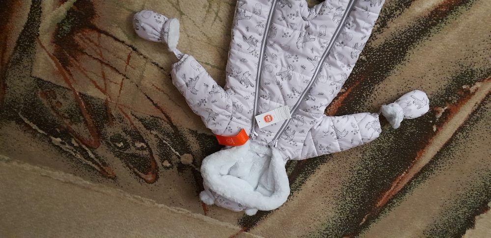 Kurtka.Kurteczka.Kombinezon.Nowy.Rozmiar 68.Firma Cool Club.80 zł.