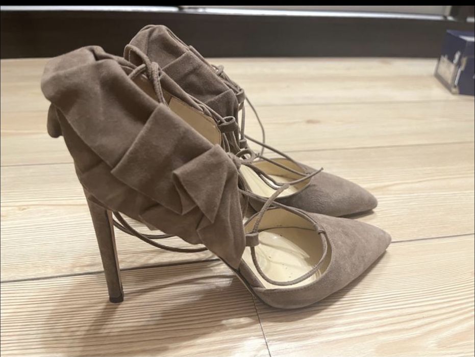 Туфли- лодочки alberto moretti