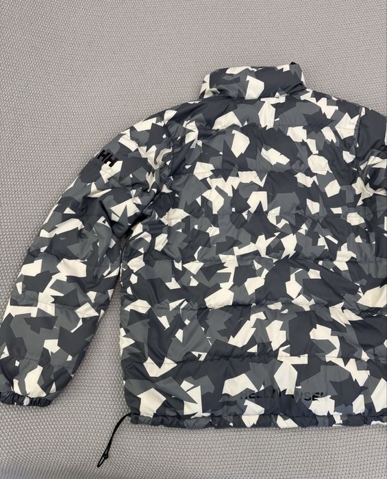 Куртка , пуховик Helly Hansen на дві сторони