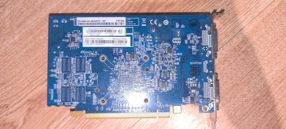 Видеокарта 1GB AMD DDR3
