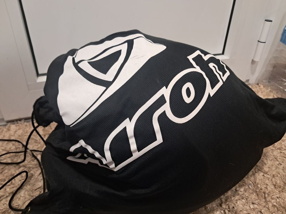 Capacete mota airoh