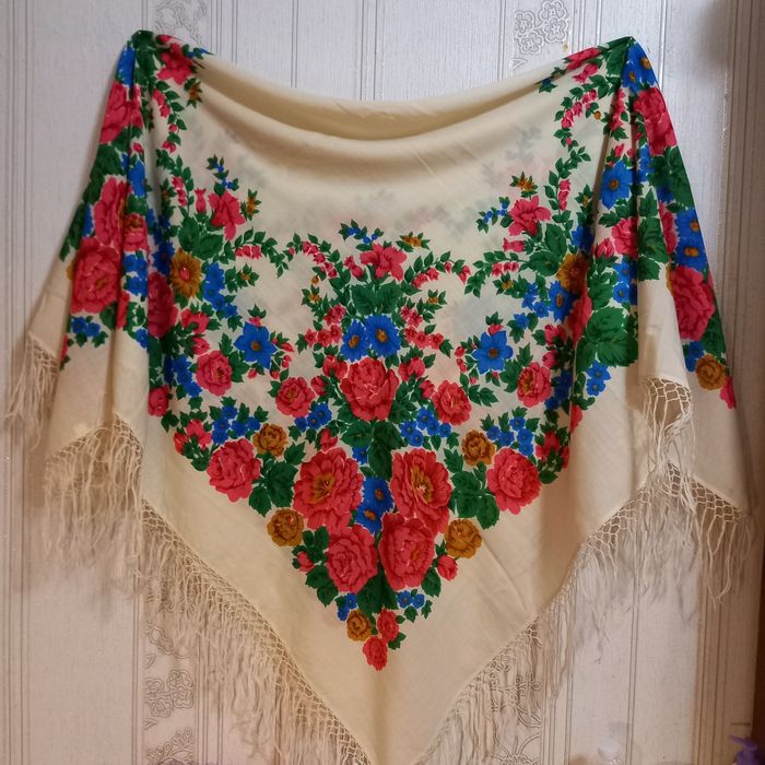 Українські хустки   145см