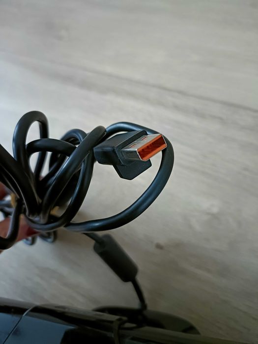 Zestaw Kinect Xbox 360 + nakładka zoom NYKO / sensor ruchu Xbox360