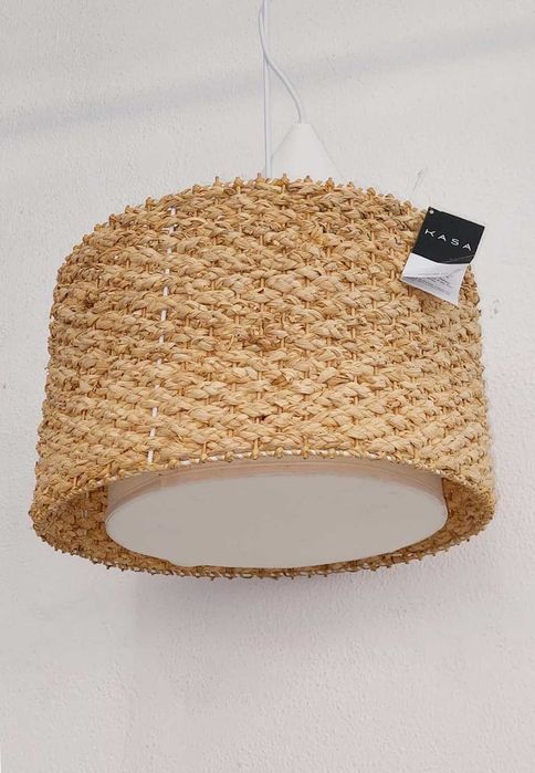 Candeeiro de teto em vime