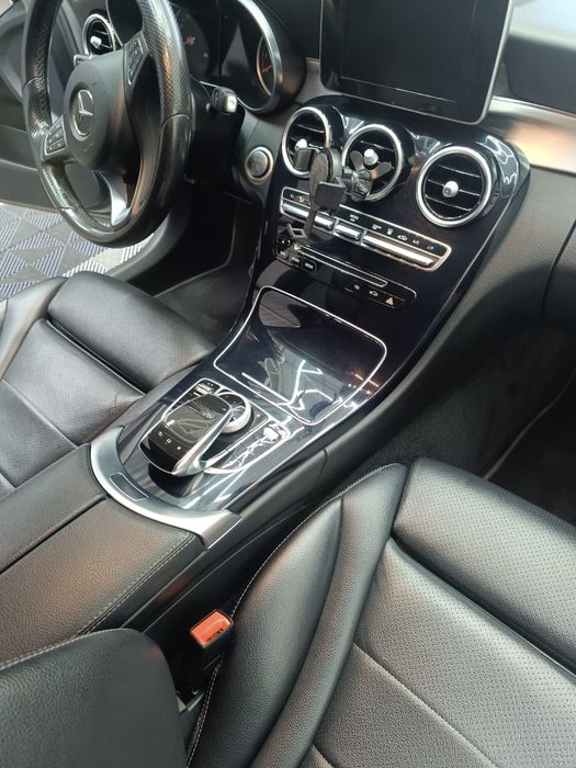 Mercedes-Benz c350e hybrid plug-In