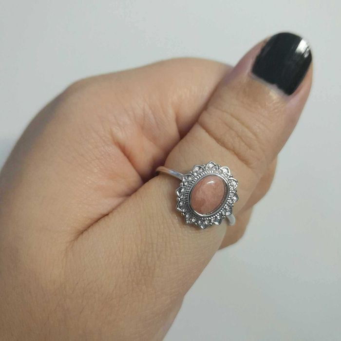 anéis de pedras semipreciosas