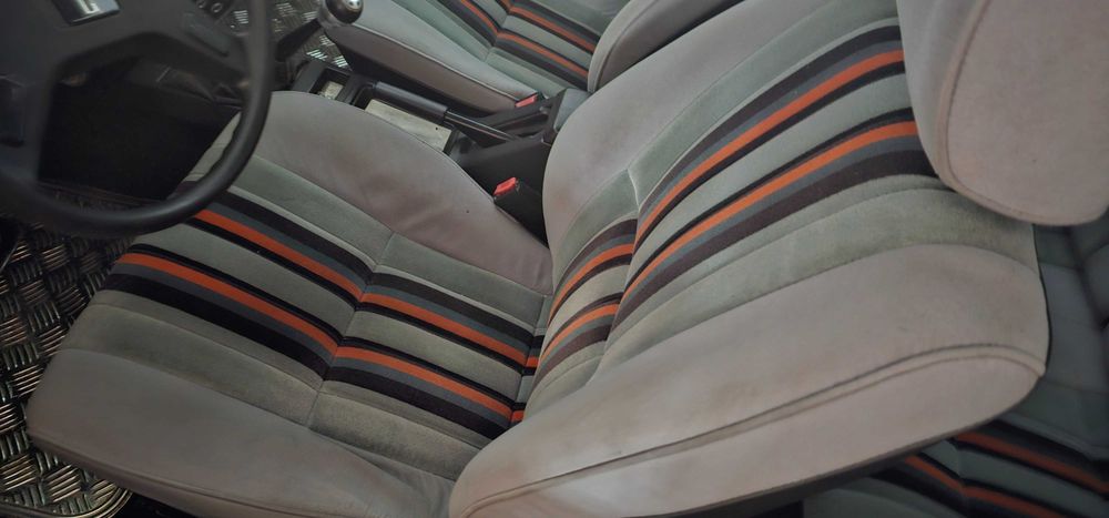 Toyota corolla te71 (1.6c) tracção trazeira. foto 4