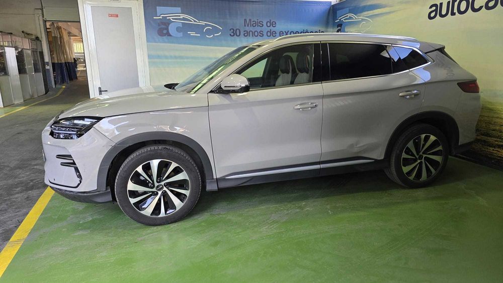 BYD Seal U 71.8Kwh -  Salvado