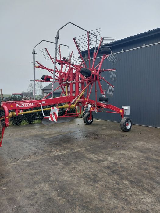 Zgrabiarka dwugwiazdowa JF-Stoll Proline