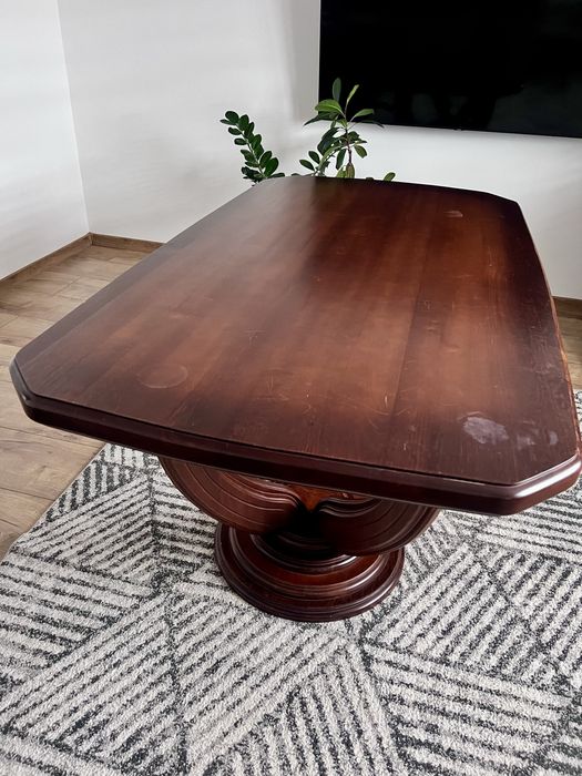 Стіл з дерева вільха