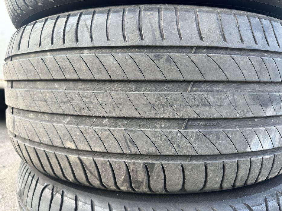 Шини 235 55 17 99V Michelin Primacy 4 комплект