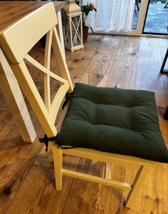Stół jysk markskel 90x150/193 bialy/  dąb naturalny z krzesłami ejby 7x używane